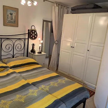 Appartement Ferienhaus, Rustico Auf Burg Locarno